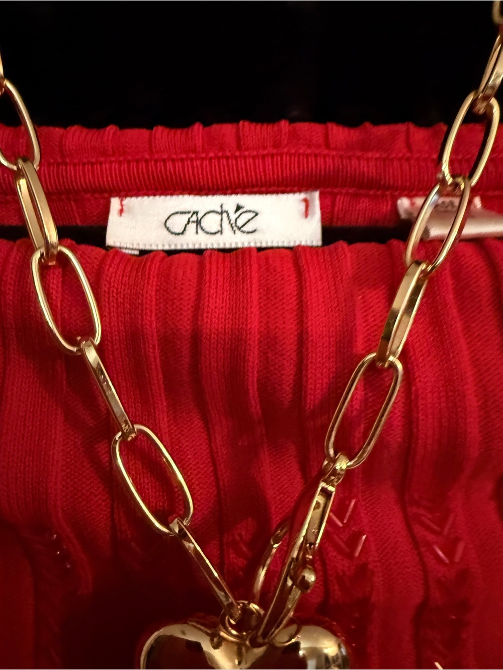 Cache Off-The-Shoulder beaded red sweater Ribbed Knit - Picture 3 of 4